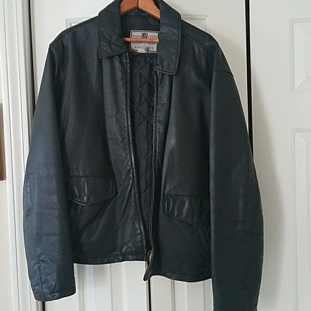 Men's Learher Jacket size medium